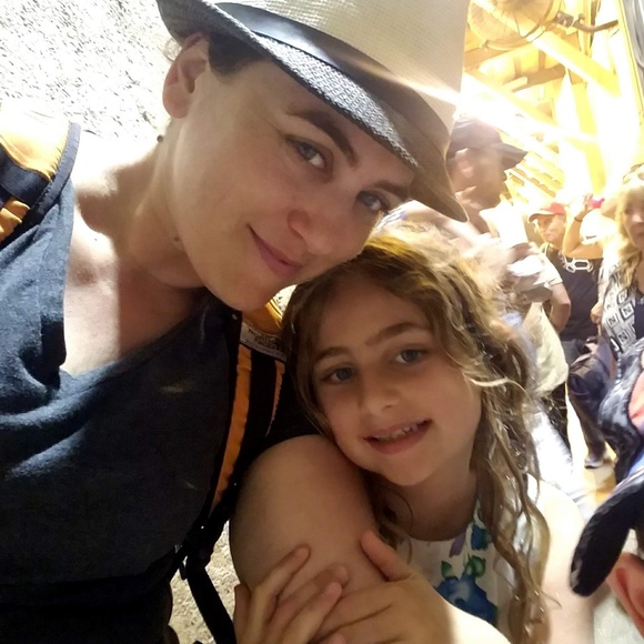 Meet your Posher, Miriam - Picture 14 of 15